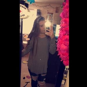 Meet your Posher, Alexis